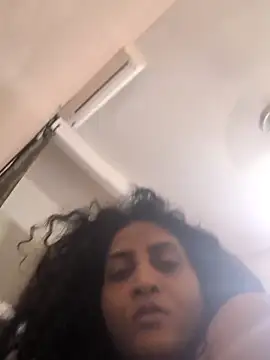 sexysilmy online show from June 1, 2026, 6:42 pm