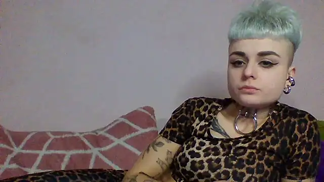 AlisaDear257 online show from February 13, 2026, 8:05 pm