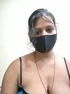 ankita077 online show from June 17, 2026, 12:35 am