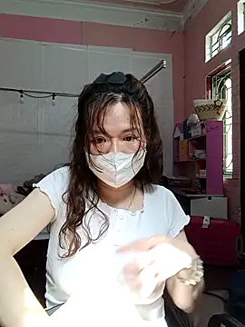 Snapshot of Trang26 chatting on March 1, 2026, 6:15 am Trang26 online show from March 1, 2026, 6:15 am