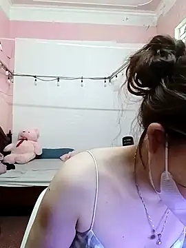 Snapshot of Trang26 chatting on March 9, 2026, 2:15 am Trang26 online show from March 9, 2026, 2:15 am