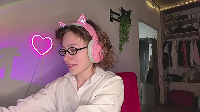 SlunkRear online show from April 28, 2026, 10:04 pm