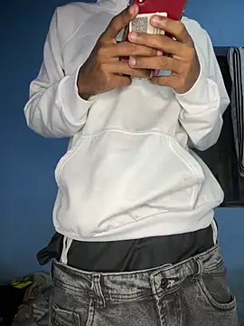 Snapshot of mondacuo3000 chatting on March 7, 2026, 9:17 am mondacuo3000 online show from March 7, 2026, 9:17 am