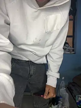 Snapshot of mondacuo3000 chatting on March 8, 2026, 12:20 pm mondacuo3000 online show from March 8, 2026, 12:20 pm