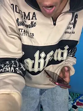 Snapshot of mondacuo3000 chatting on March 16, 2026, 7:23 am mondacuo3000 online show from March 16, 2026, 7:23 am