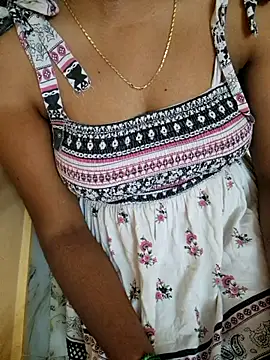 Snapshot of silk_segha chatting on March 14, 2026, 6:13 pm silk segha online show from March 14, 2026, 6:13 pm