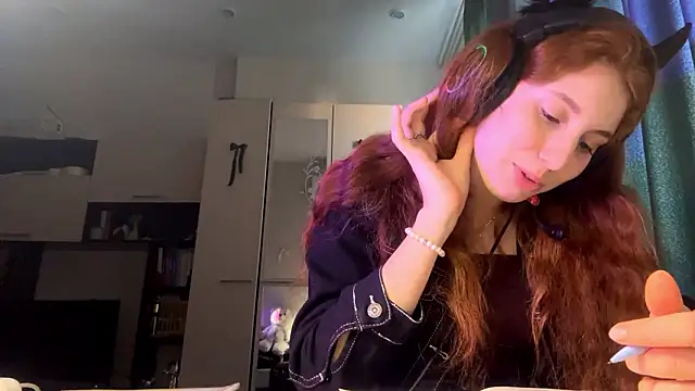 AliceCarrol online show from March 12, 2026, 2:12 pm