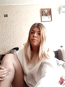 Snapshot of EvaTallor chatting on March 4, 2026, 7:58 am EvaTallor online show from March 4, 2026, 7:58 am