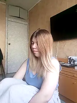 Snapshot of EvaTallor chatting on March 19, 2026, 12:42 pm EvaTallor online show from March 19, 2026, 12:42 pm