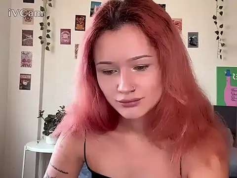 pixieyes00n online show from March 13, 2026, 3:13 am