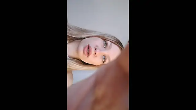 viktoriyan online show from March 18, 2026, 6:49 am