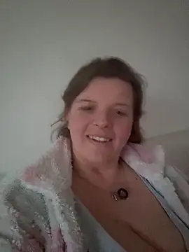 Laura-Loveyou online show from March 13, 2026, 5:08 pm