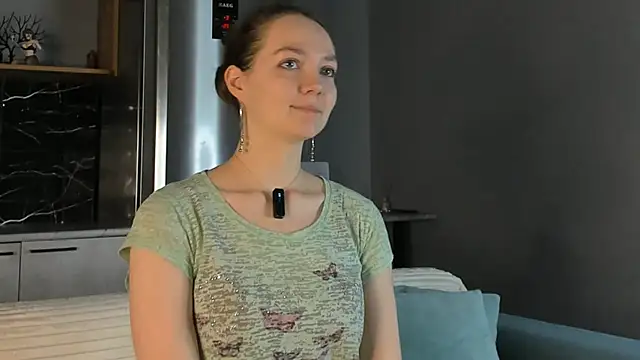 KatheyWasinger online show from March 8, 2026, 1:03 am