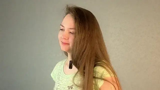 KatheyWasinger online show from March 18, 2026, 2:26 am