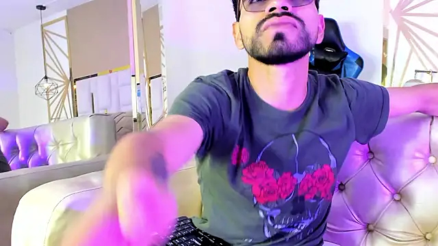 Snapshot of HotPulse_vc chatting on February 28, 2026, 12:39 pm HotPulse vc online show from February 28, 2026, 12:39 pm