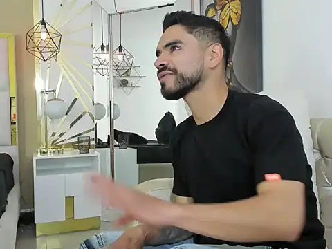 Snapshot of HotPulse_vc chatting on March 14, 2026, 12:43 pm HotPulse vc online show from March 14, 2026, 12:43 pm