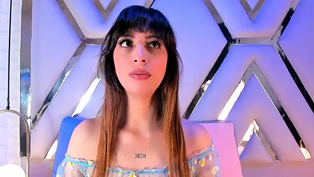 AriaPure1 online show from March 16, 2026, 4:40 am