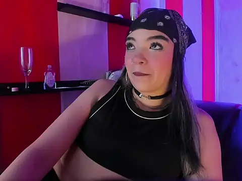 Meivis     online show from March 13, 2026, 8:04 pm