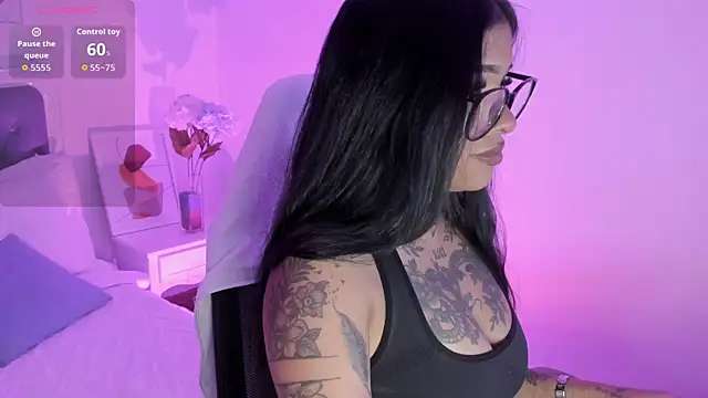 Aisha Haddad online show from February 16, 2026, 3:19 pm