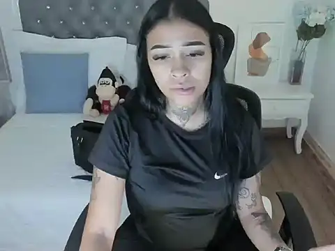 Aisha Haddad online show from May 1, 2026, 2:10 pm