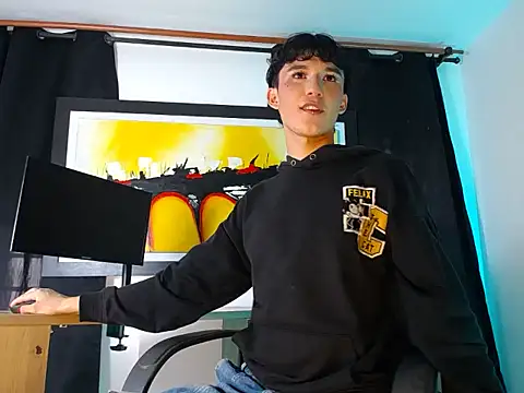 jullian ricci online show from March 2, 2026, 7:54 pm