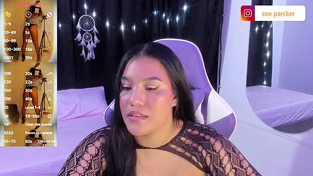 Snapshot of ZoeParcker chatting on March 2, 2026, 7:32 pm ZoeParcker online show from March 2, 2026, 7:32 pm