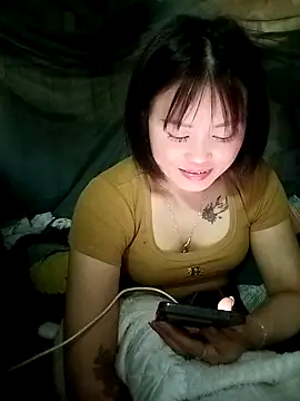 luna-rosax online show from February 16, 2026, 4:25 pm