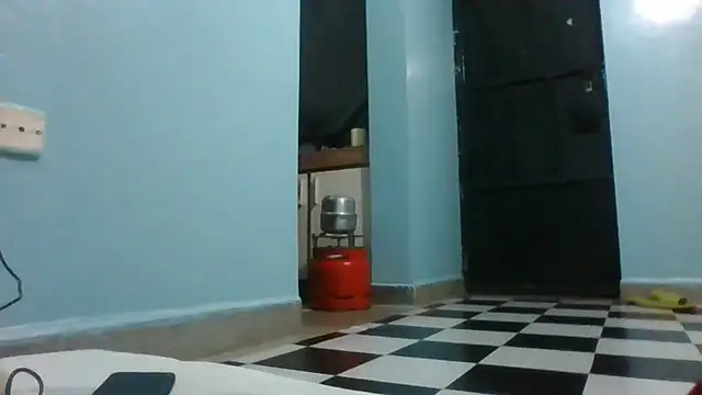 Cozybear online show from June 30, 2026, 7:48 pm