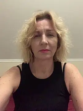 VeltaMur975 online show from March 9, 2026, 8:13 pm