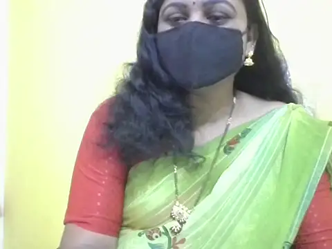 anu-reddyy online show from April 29, 2026, 4:16 am