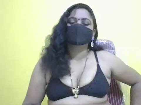 anu-reddyy online show from April 30, 2026, 4:19 am