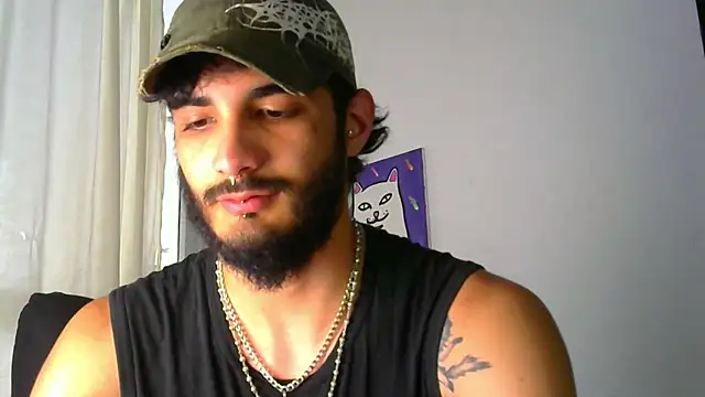 LovexJuxn8 online show from February 17, 2026, 7:20 pm