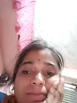 Deepjakolirr online show from April 28, 2026, 9:09 pm