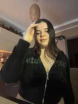 Snapshot of VictoriaPricee chatting on February 24, 2026, 1:42 pm VictoriaPricee online show from February 24, 2026, 1:42 pm