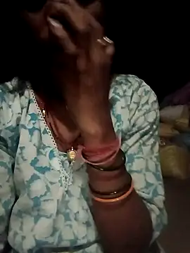 Desi Couple P online show from May 5, 2026, 4:37 pm