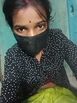 Desi Couple P online show from May 19, 2026, 3:18 pm