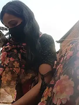 Desi Couple P online show from June 2, 2026, 1:40 am
