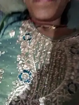 Desi Couple P online show from June 4, 2026, 11:33 pm