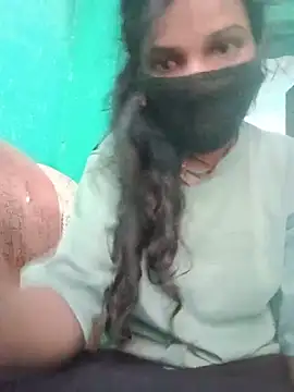 Desi Couple P online show from June 30, 2026, 2:12 am