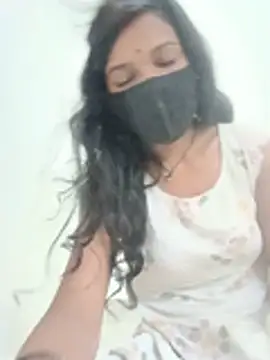 Desi Couple P online show from July 12, 2026, 1:51 am