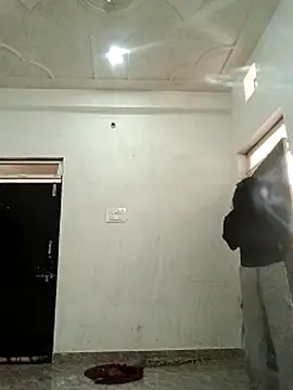 Desi Couple P online show from July 14, 2026, 2:05 am