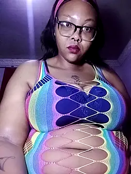 ShantelBootyBoobs online show from June 23, 2026, 5:05 am