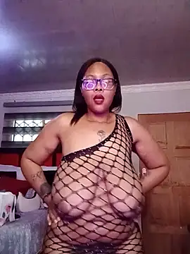 ShantelBootyBoobs online show from June 28, 2026, 2:12 pm