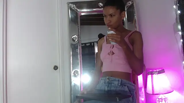 mailyn gold online show from April 29, 2026, 11:58 am