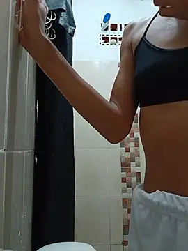 Snapshot of mailyn_gold chatting on July 19, 2026, 6:11 pm mailyn gold online show from July 19, 2026, 6:11 pm