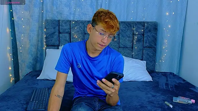 NicolasTorrez online show from April 26, 2026, 2:42 am