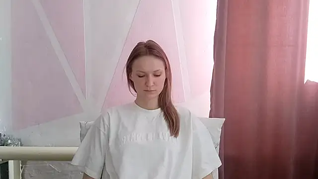 EthylGabak online show from April 22, 2026, 4:04 am