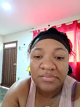 honey-suckle online show from March 12, 2026, 8:48 pm