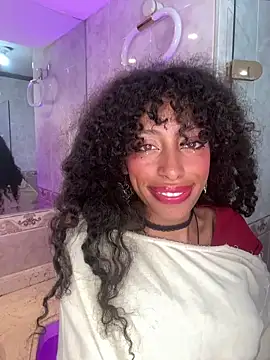 Snapshot of Tamia_25 chatting on May 14, 2026, 8:37 pm Tamia 25 online show from May 14, 2026, 8:37 pm