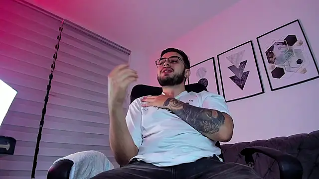 ethan grace online show from February 17, 2026, 12:12 pm